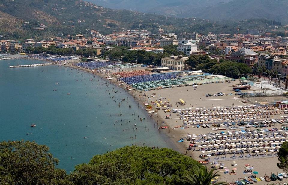 La Vie En Rose Flat Apartment Sestri Levante Exterior photo